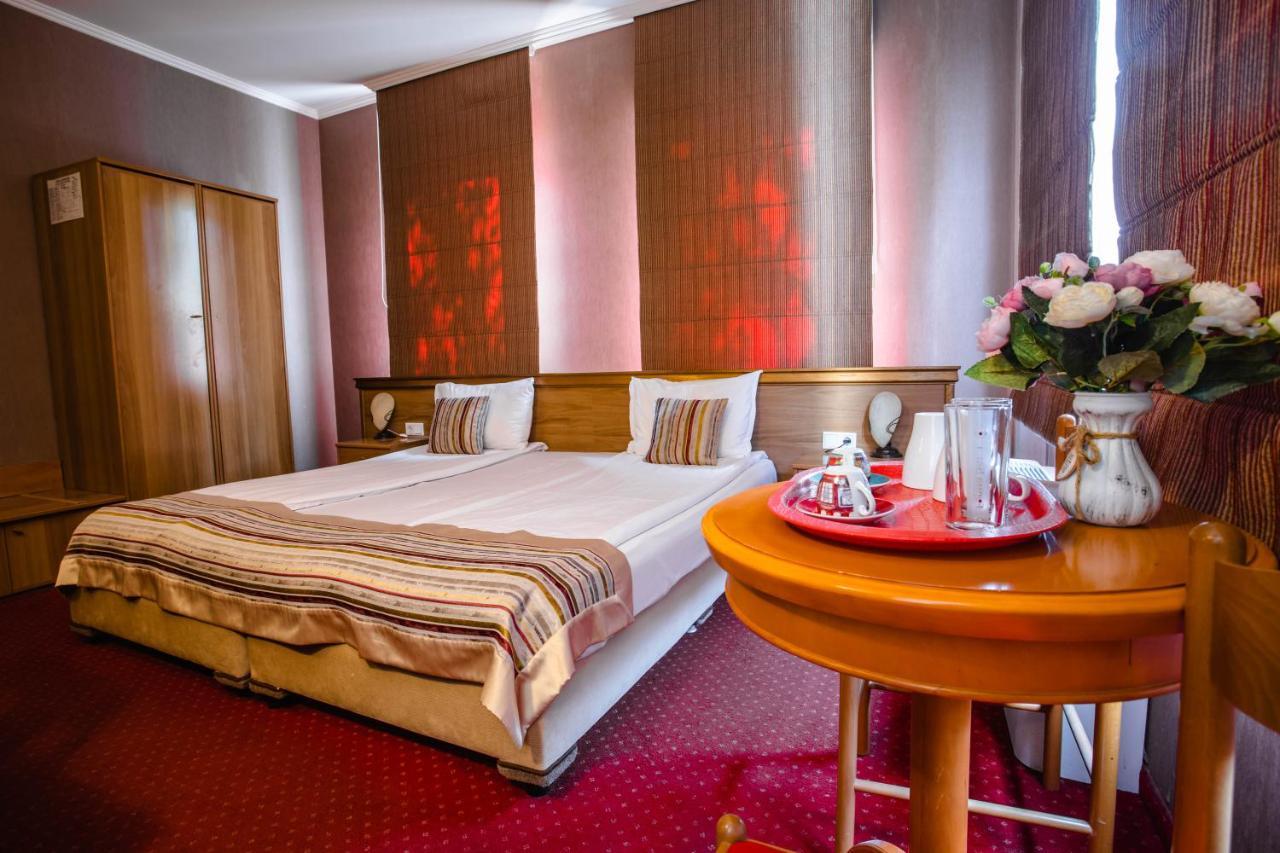 Hotel Alegro Veliko Tarnovo Extérieur photo