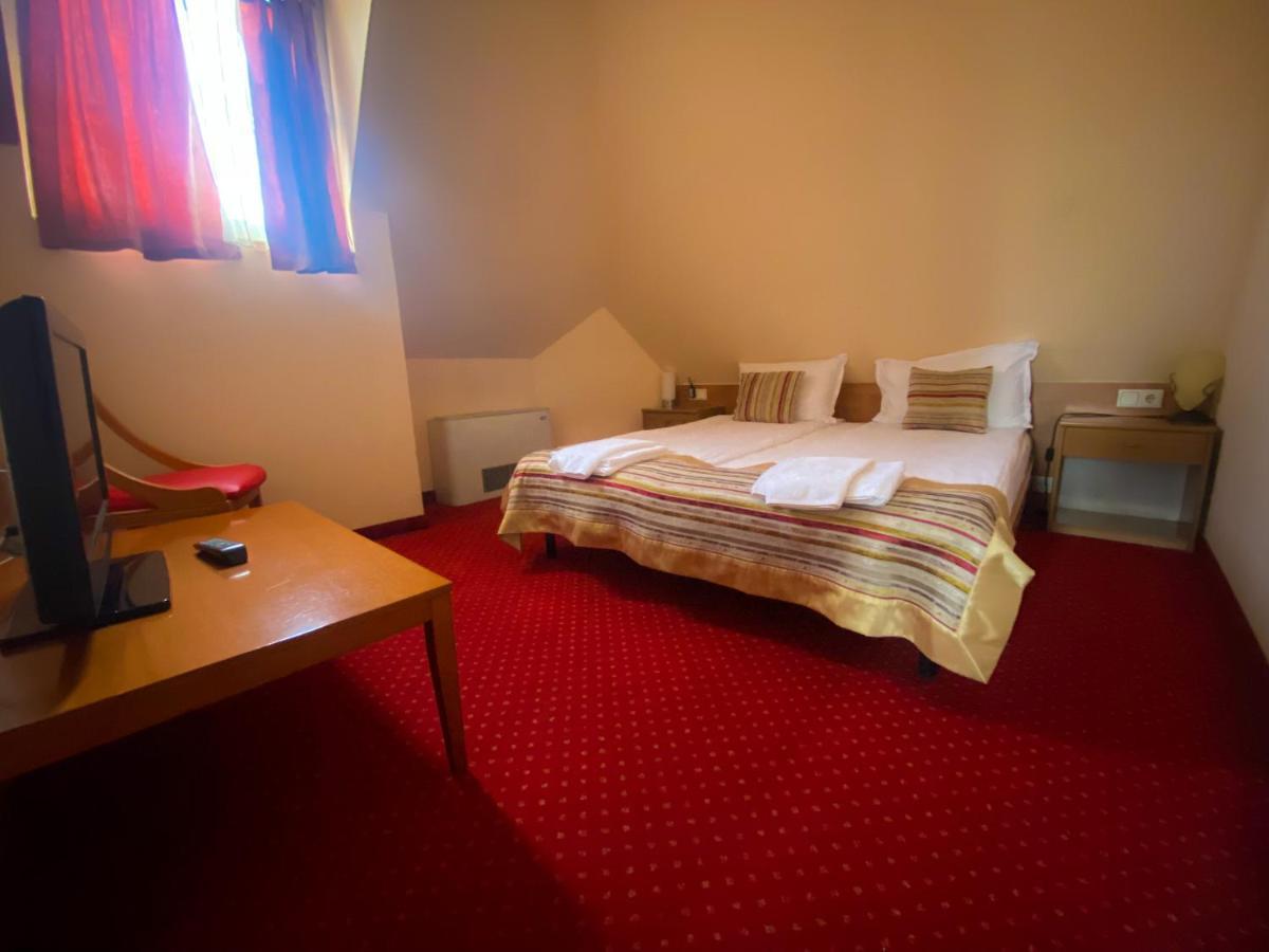 Hotel Alegro Veliko Tarnovo Extérieur photo